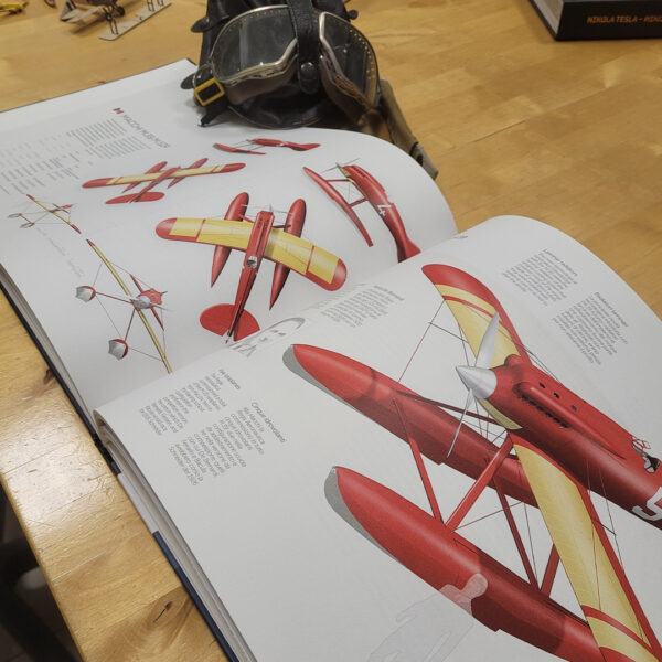 Hydroracers book :: Museum ed. - Image 4